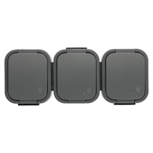 Gniazdo potrójne natynkowe bryzgoszczelne z klapką IP54 szare