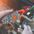 Multimetr miernik elektryczny cyforwy automatyczny cęgowy