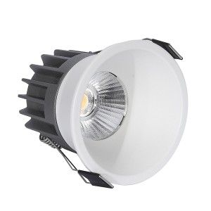 Oprawa wpuszczana Downlight PZE-921 IP44 6W 3000K biały - IP44 - 1385 DomenoLED