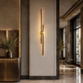 Lampa ścienna LED CENTRO czarny i mosiądz 122 cm - elegancki kinkiet ST-B3327-L Step into Design