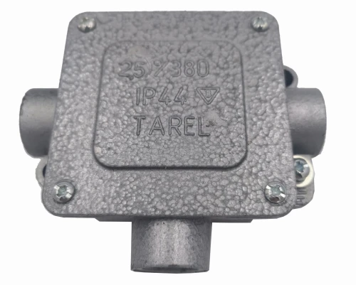 Puszka odgałeźna metalowa 3 wyloty 5x2.5mm2 IP44 Tarel